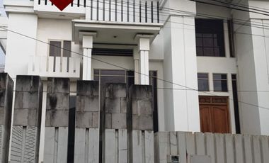 Rumah Tinggal di Poltangan Raya Pinggir Jalan Utama, Jakarta Selatan