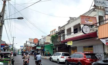 Ruko 3 Lantai di Jalan Bhayangkara dekat Malioboro