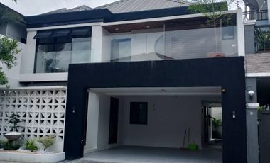 Brand New House and lot For sale 5 Bedroom and 2 Car garage in Greenwoods Pasig City PH2812