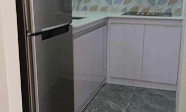One Bedroom Condo Unit Near Greenbelt area, Legaspi Vill, Makati City