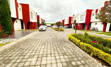 Renta de casa a unos pasos de Galerias Metepec