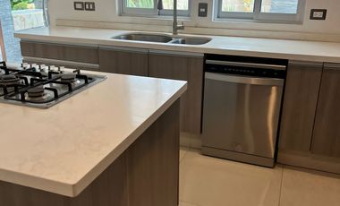 Casa en Renta en Lomas de Angelópolis I