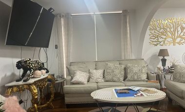 CASA CONFORTABLE  6 DORMITORIOS AL LADO DE PARQUE EN ZONA RESIDENCIAL DE PUEBLO LIBRE