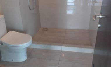 Apartemen Kensington Royal Suites Murah