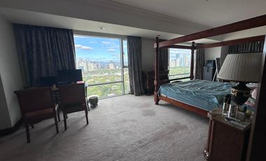 For Sale 4 Bedroom Unit in Discovery Primea Makati