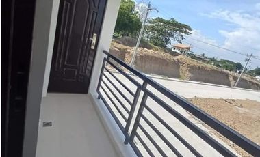 2 Bedroom Townhouse Unit in Llana Hermosa, Bataan