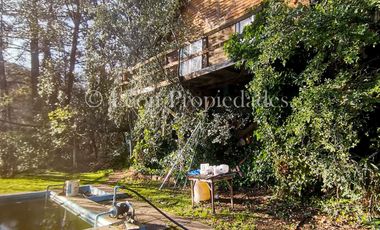 Se vende parcela de 8 ha. con cabaña y piscina en sector MIraflores, Curacaví.