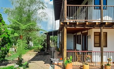 Finca con hermosa vista panorámica en venta Guatapé
