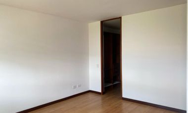 PR20942 Apartamento en arriendo en el sector Cumbres