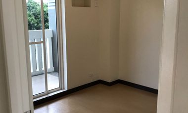 For Sale and Lease 3Bedroom with parking Sheridan Towers North Tower