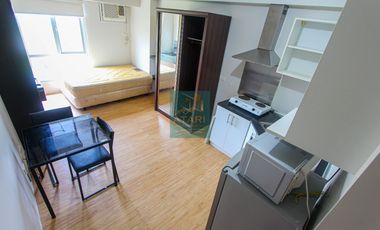 Semi-furnished Studio Unit for Rent in Avida Towers