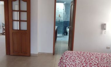 Venta de casa de dos pisos de 205.18 M2,en conjunto cerrado por la calle 8 al oriente de la ciudad.