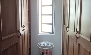 Venta de casa de dos pisos de 205.18 M2,en conjunto cerrado por la calle 8 al oriente de la ciudad.