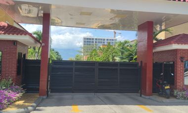 Venta de casa de dos pisos de 205.18 M2,en conjunto cerrado por la calle 8 al oriente de la ciudad.