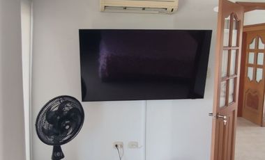 Venta de casa de dos pisos de 205.18 M2,en conjunto cerrado por la calle 8 al oriente de la ciudad.