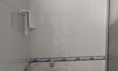 Venta de casa de dos pisos de 205.18 M2,en conjunto cerrado por la calle 8 al oriente de la ciudad.