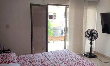 Venta de casa de dos pisos de 205.18 M2,en conjunto cerrado por la calle 8 al oriente de la ciudad.