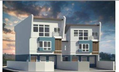 3 Storey Single House For sale In Las Pinas