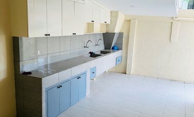 3-Level House in South Green Heights Putatan Muntinlupa City