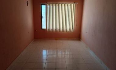 VENTA DE CASA EN SALINAS VICTORIA,NL CON LOCAL ENFRENTE LISTA PARA DARLE MANTENIMIENTO