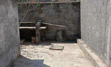VENTA DE CASA EN SALINAS VICTORIA,NL CON LOCAL ENFRENTE LISTA PARA DARLE MANTENIMIENTO