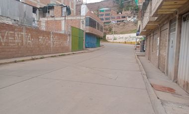 Venta Terreno  en la altura del paradero kiosco Velasco Astete  San Sebastián Cusco con un área 300m2.