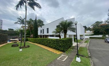 VENDO HERMOSA CASA CONDOMINIO  ENTRE RIOS PANCE