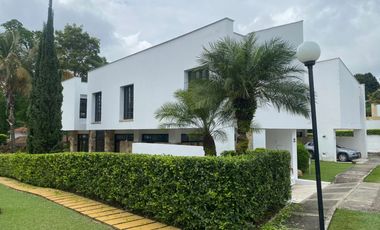 VENDO HERMOSA CASA CONDOMINIO  ENTRE RIOS PANCE