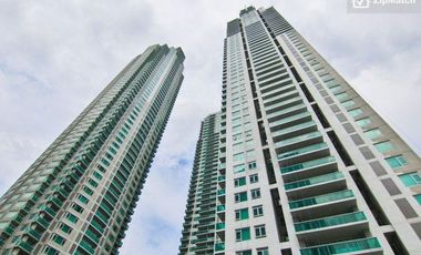 Below Market Value!!! Super Good Deal!! Best Buy !!! Reduced Selling Price !! 1 Bedroom Condo with 1 Parking Slot For Sale in Park Terraces Point Tower
