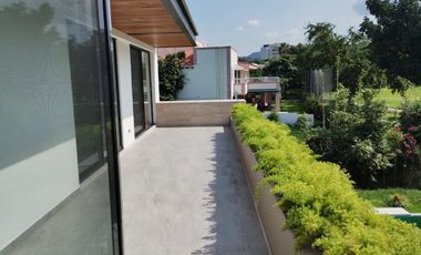 Casa nueva en Paraíso Country Cllub, con vista al campo de golf y recámara en PB