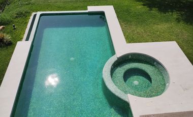 Casa nueva en Paraíso Country Cllub, con vista al campo de golf y recámara en PB