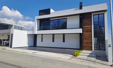 CASA EN VENTA PORTA FONTANA,LEON,GUANAJUATO