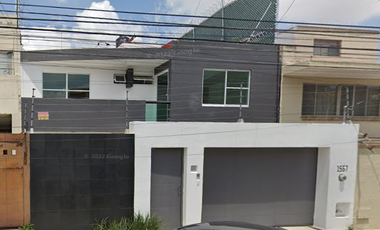 CASA EN PROVIDENCIA A 5 MIN DE HOSPITAL LOMAS PROVIDENCIA