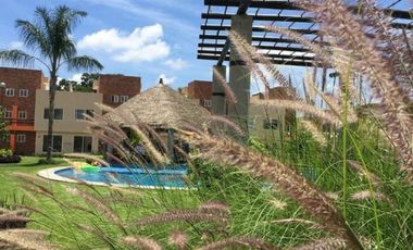 Casa con Rood Garden, seguridad en condominio en Yautepec Morelos