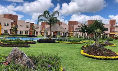 Casa con Rood Garden, seguridad en condominio en Yautepec Morelos