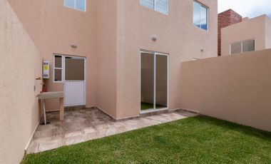 Casa con Rood Garden, seguridad en condominio en Yautepec Morelos
