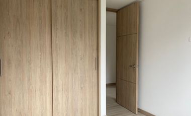 45084 Apartamento en arriendo en el sector Camino Verde