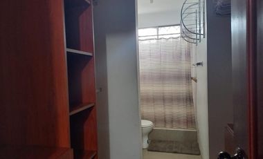 ALQUILER DE LINDA CASA TOTALMENTE AMOBLADA EN LOMA VISTA