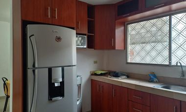 ALQUILER DE LINDA CASA TOTALMENTE AMOBLADA EN LOMA VISTA