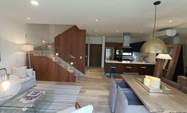 CASA EN VENTA  EN ARBOLADA BY CUMBRES. HERMOSA!!!!