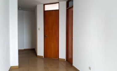 Remato Edificio en San juan de Lurigancho frente nuevo centro comercial