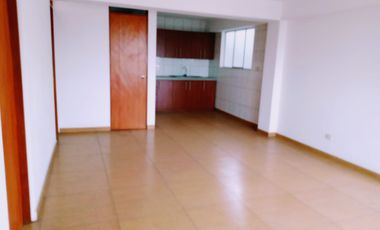 Remato Edificio en San juan de Lurigancho frente nuevo centro comercial