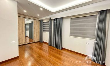 Penthouse Duplex 4 Bedroom 4BR in Brio Tower, Condo for Sale in Edsa Ave. Makati City MAJOR PRICE DROP!