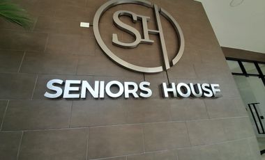 ARRIENDO APARTA ESTUDIO FRENTE AL HOSPITAL INTERNACIONAL