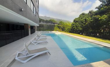 ARRIENDO APARTA ESTUDIO FRENTE AL HOSPITAL INTERNACIONAL