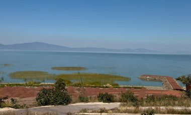 Terreno en venta en la Ribera de Chapala