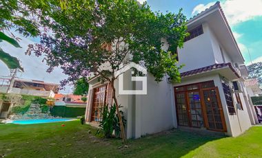 Casa de Venta Con Piscina en Unioro, Machala