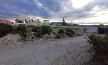 Espectacular Terreno Plano de 8157 M2, en Venta en Calderón Marianitas, DE OPORTUNIDAD.