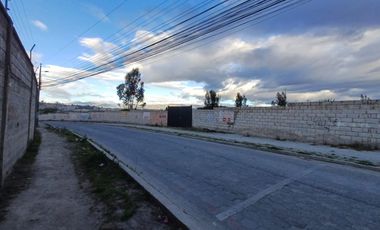 Espectacular Terreno Plano de 8157 M2, en Venta en Calderón Marianitas, DE OPORTUNIDAD.