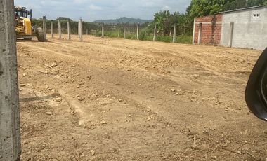 TERRENO EN VENTA DE 1200 m² EN CALCETA LA SIN PAR